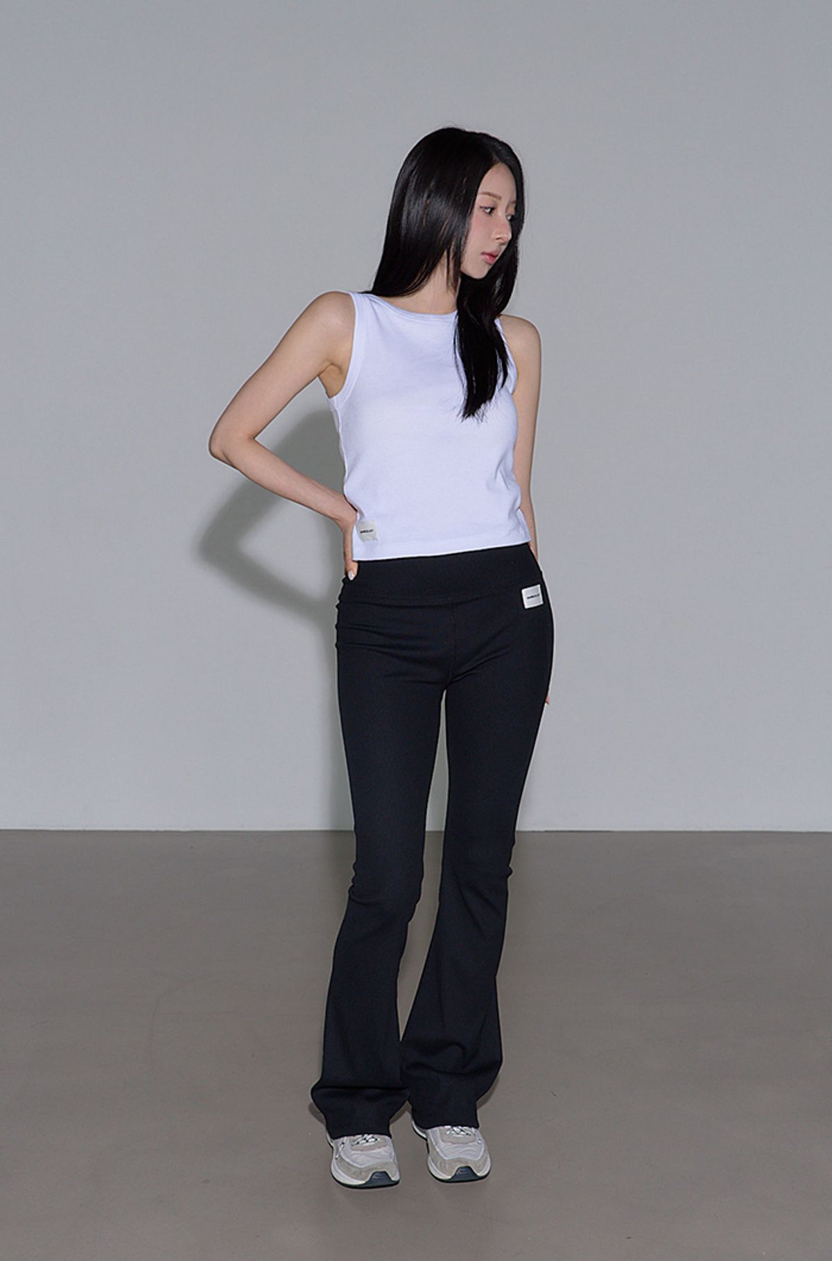 마스컬렉트(MARS COLLECT) 나일론 부츠컷 팬츠 블랙