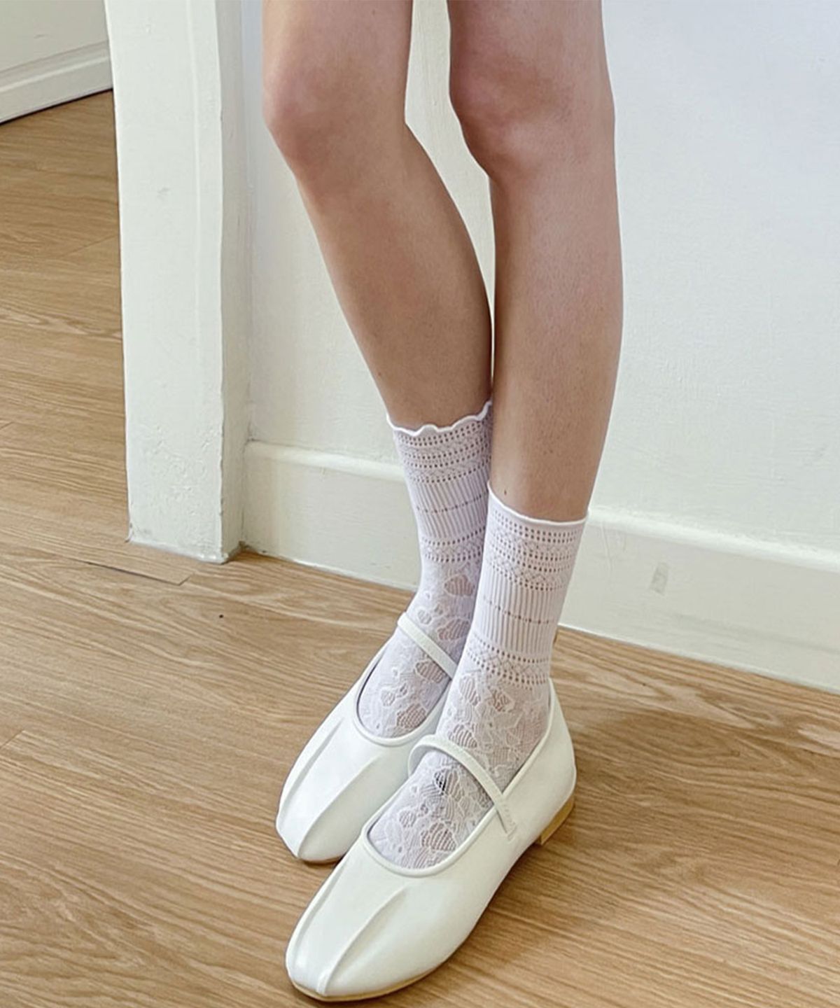 슬로우롤리(SLOWLOLLI) Floral sheer frill socks