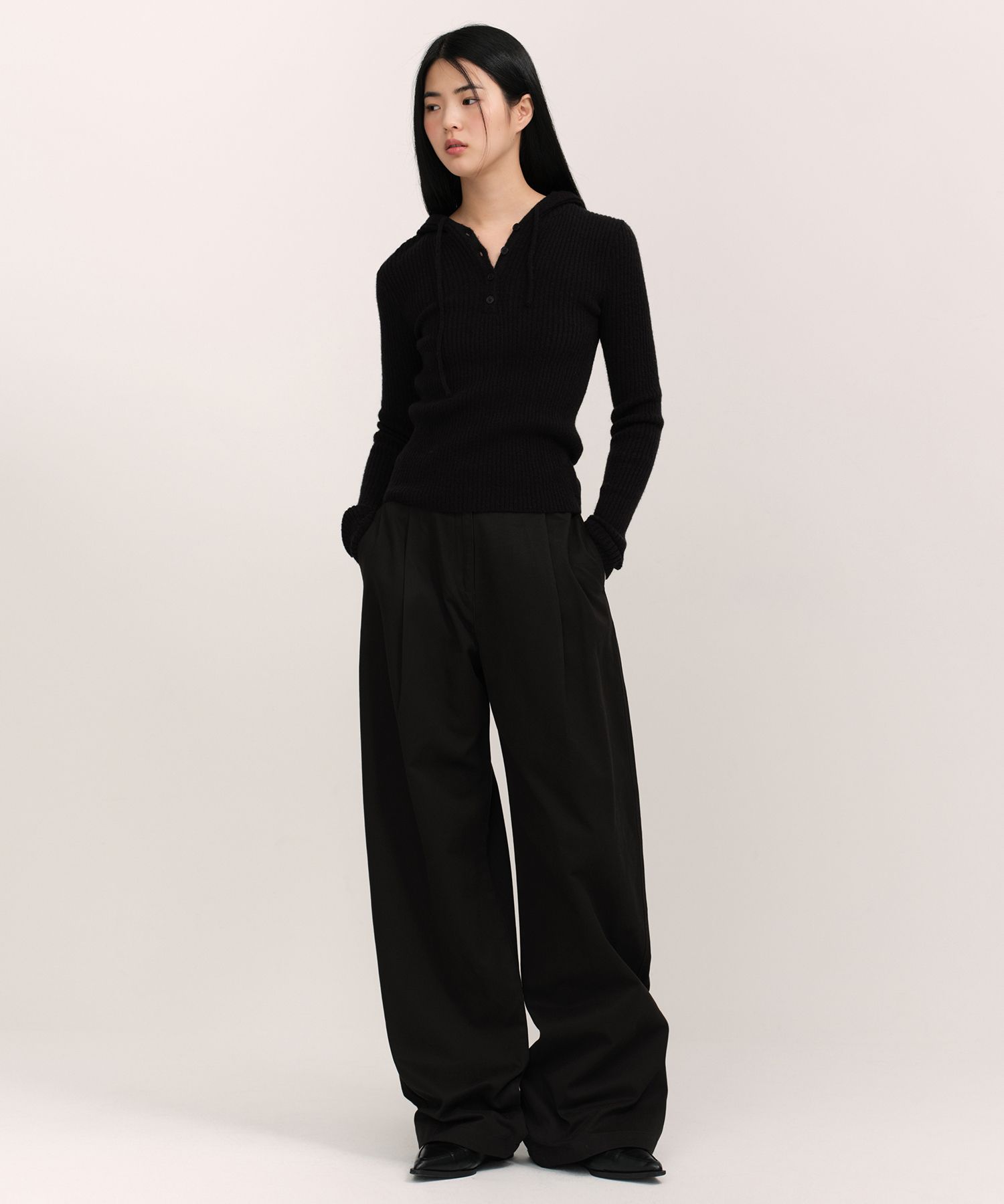 MUSINSA公式 | MUSINSA STANDARD WOMAN Women's Deep Tuck Extra Wide