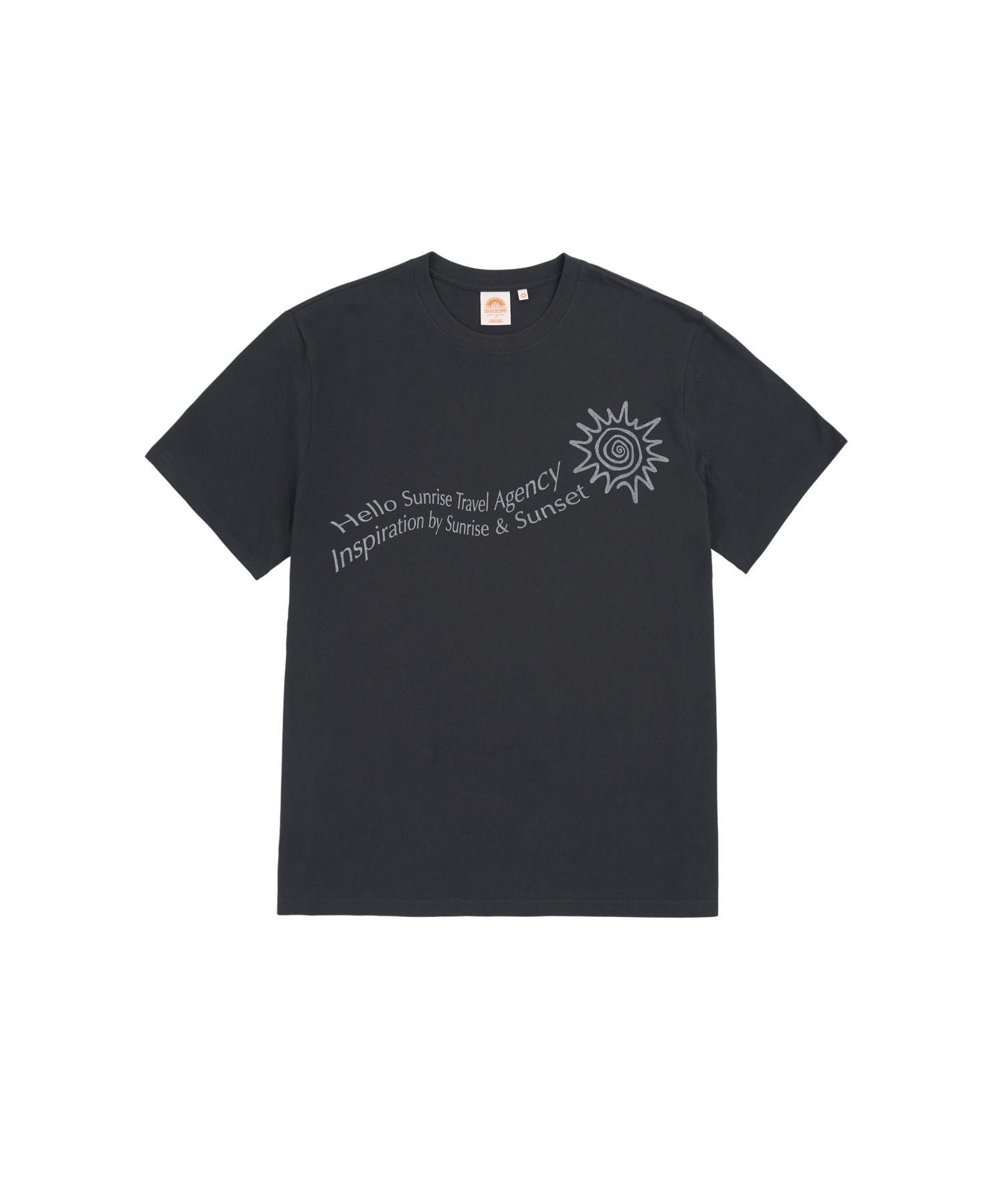 【HELLO SUNRISE】 HS Travel Agency Wave Logo Tee /追跡付 MUSINSA | HELLO SUNRISE HS Travel Agency Wave Logo Tee_Charcoal