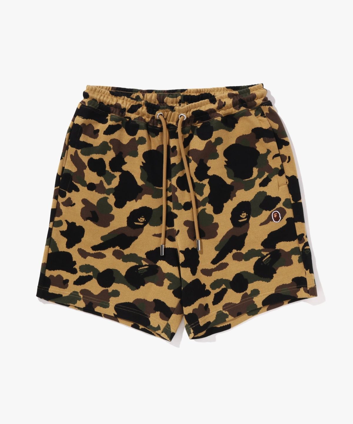 베이프(BAPE) 퍼스트 카모 자카드 원 포인트 릴랙스드 핏 스웨트 쇼츠(M) YELLOW