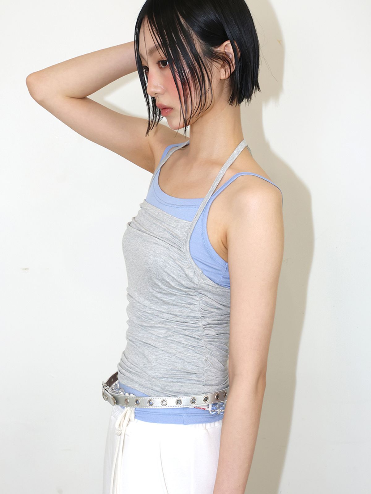 민더리(MEENDERI) DOUBLE STRAP SHIRRING SLEEVELESS - GREY