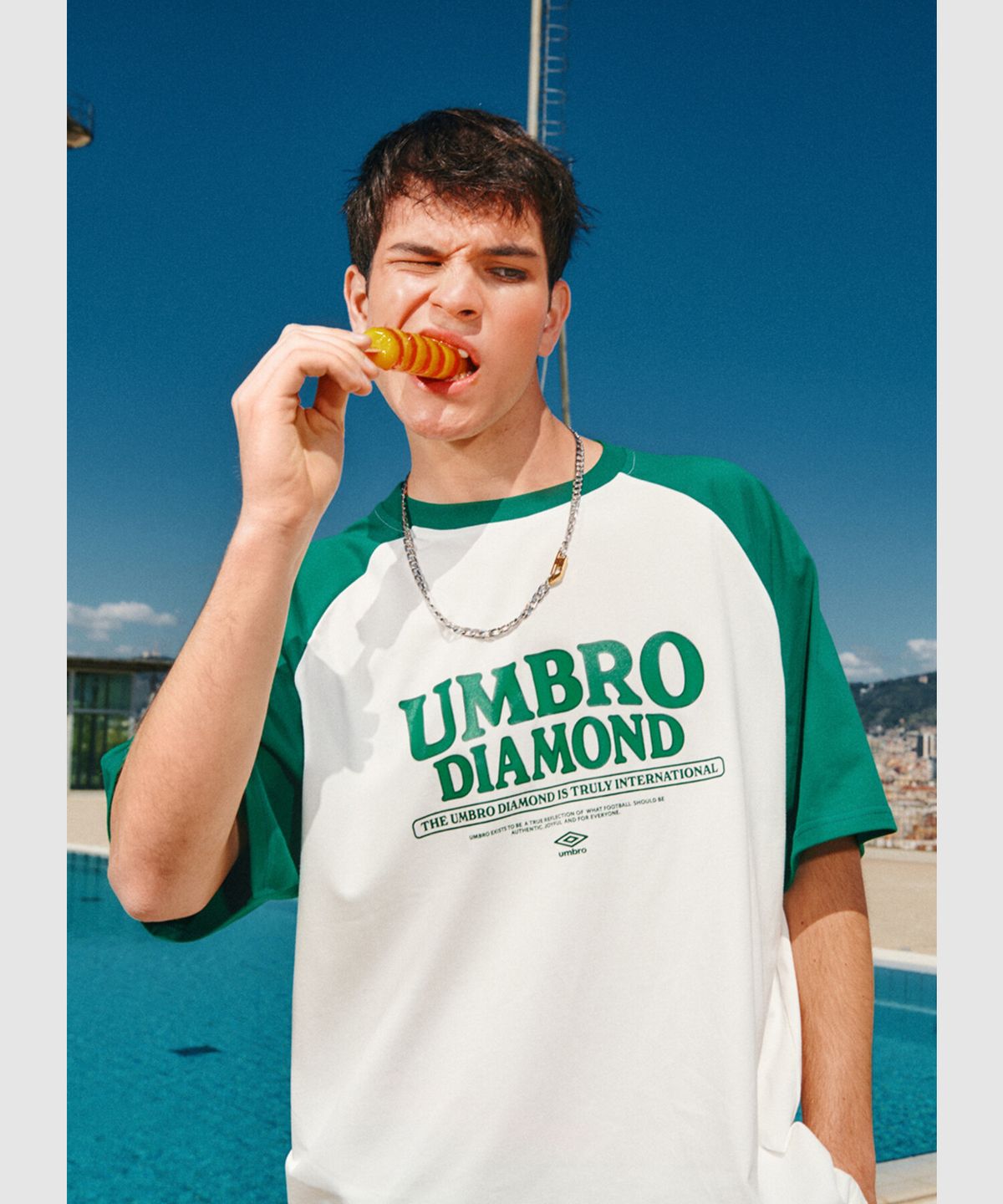 엄브로(UMBRO) 래그런 반팔 티셔츠 아이보리(UQ323CRS72)