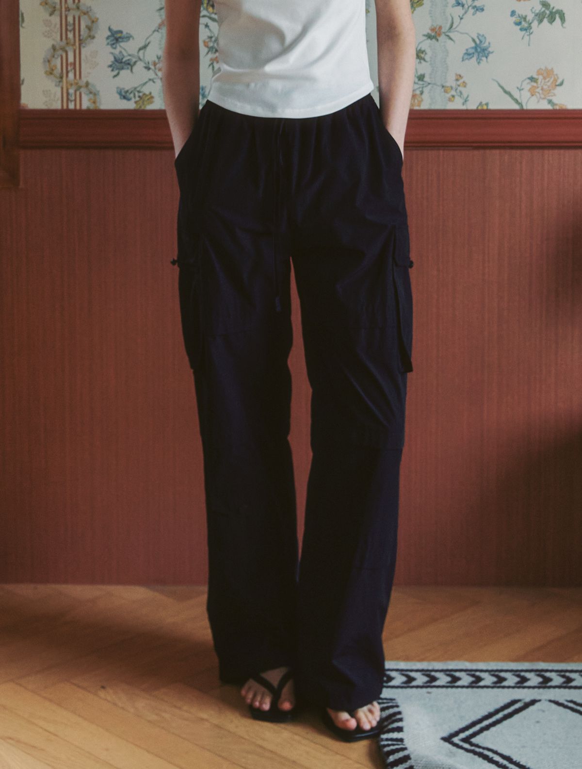클루니(CLUNY) Solid Pocket Wide Cargo Pants - black