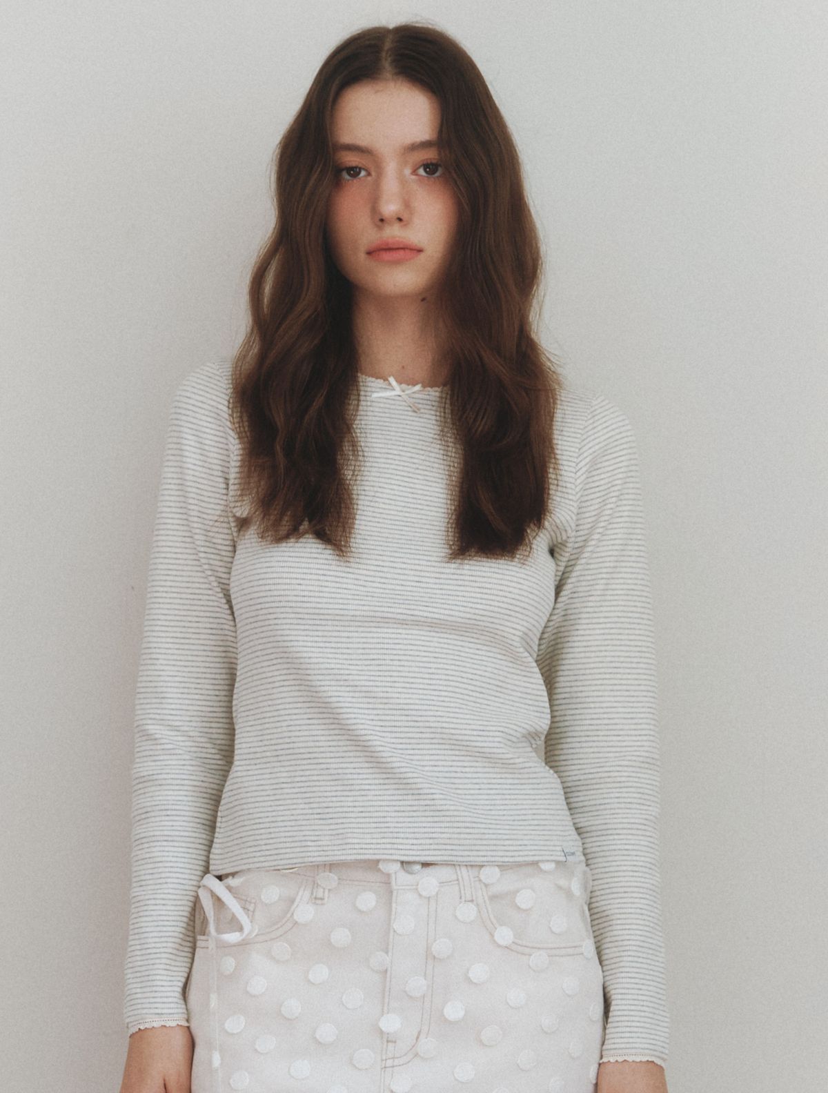 클루니(CLUNY) Waffle Lace Detail Long Sleeve T-Shirt - ivory