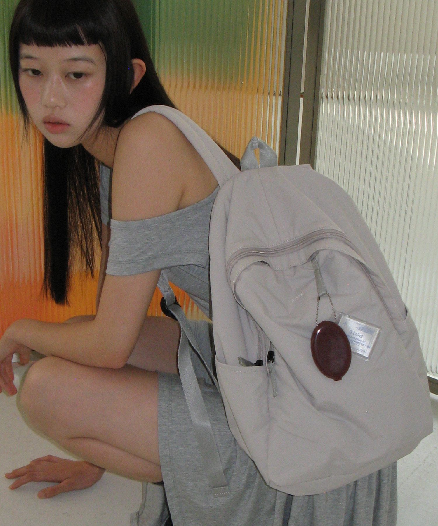 人気商品！【POTE】0002 HideSlot バックパック（ブラック） 0002 HideSlot Classic Backpack_Dot Black - 감도 깊은 취향