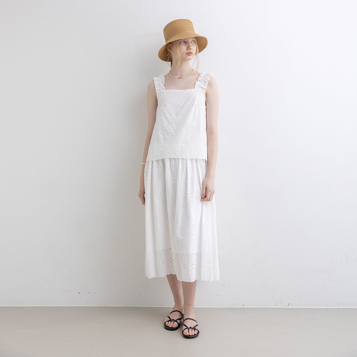웬스데이딜라잇(WEDNESDAY DELIGHT) WD_Sleeveless fake two piece dress_WHITE