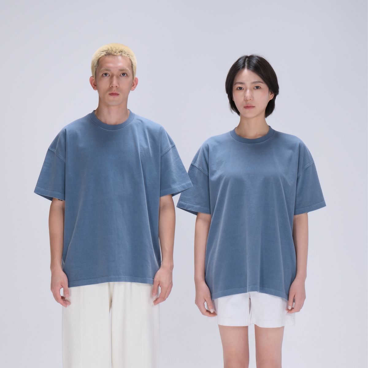 아키아(AKIA) 오버사이즈 반팔 티셔츠 - 피그먼트 다잉 - 애쉬 코발트 블루
