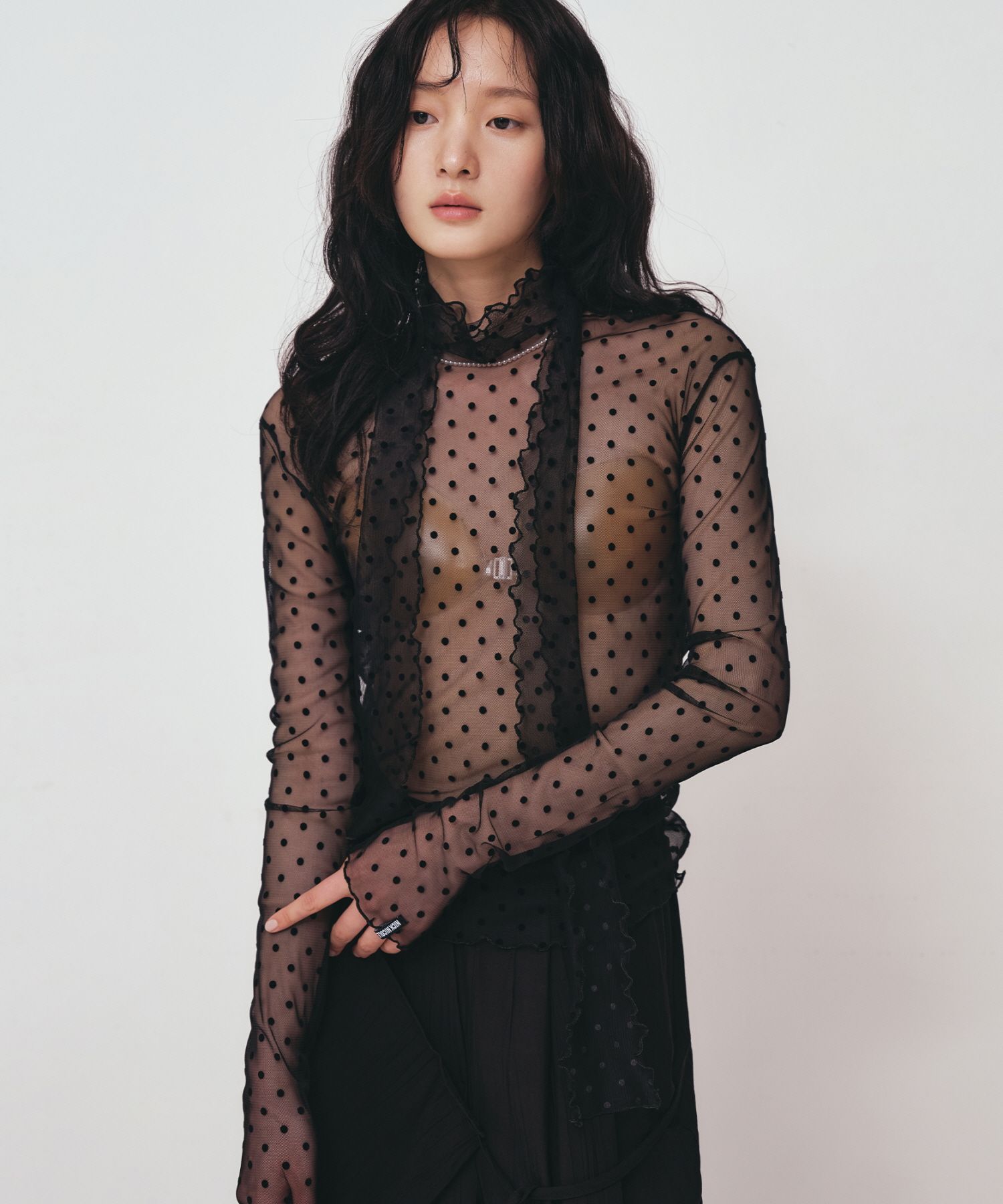 【NICK&NICOLE】 DOT MESH SCARF TOP /追跡付 MUSINSA | NICK&NICOLE DOT MESH SCARF TOP_BLACK