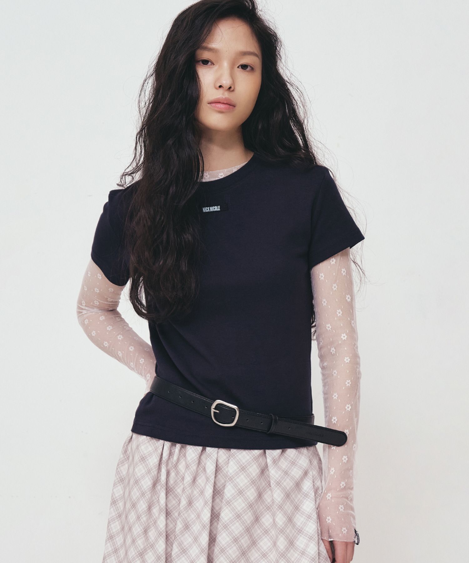 【NICK&NICOLE】 LABEL RIBBED HALF TOP /追跡付 MUSINSA公式 | NICK&NICOLE LABEL RIBBED HALF TOP_NAVY