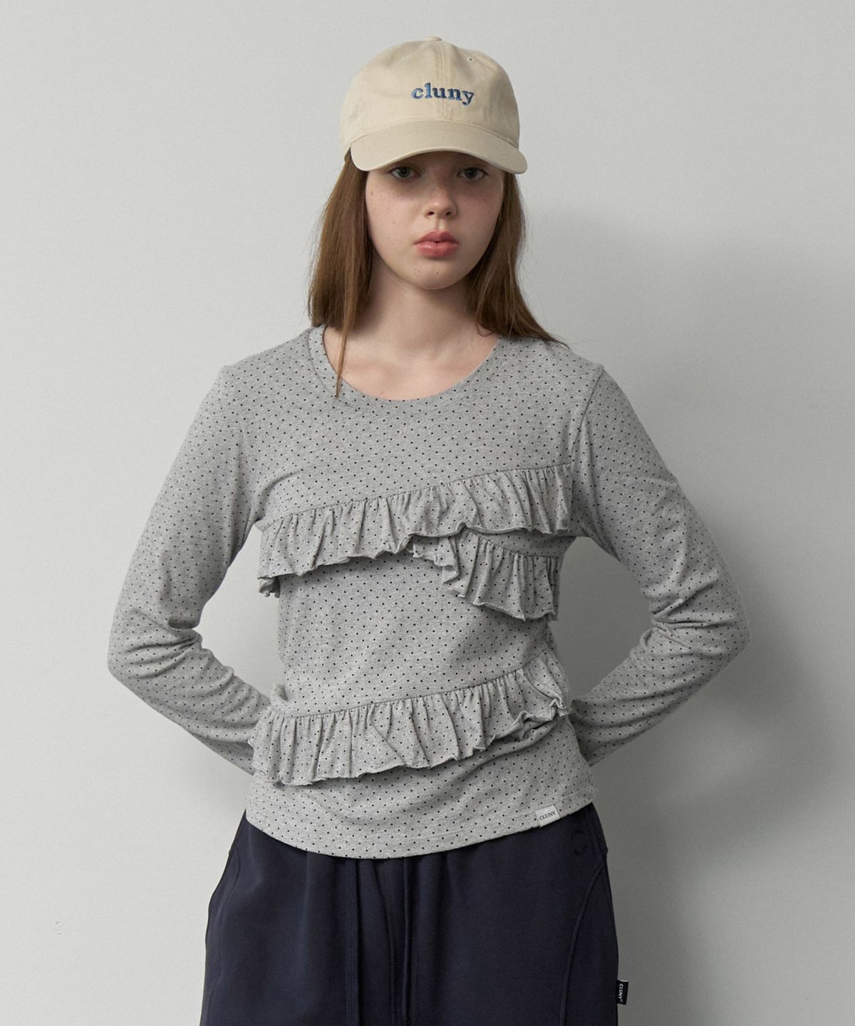 클루니(CLUNY) Frill Lace Dot Long Sleeve T-Shirt - gray