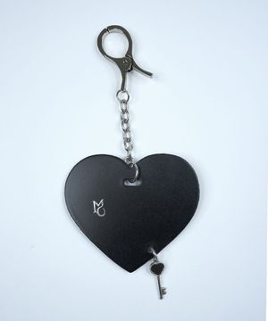Heart-key charm-black