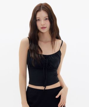 캡 내장 리본 끈 나시 - 블랙