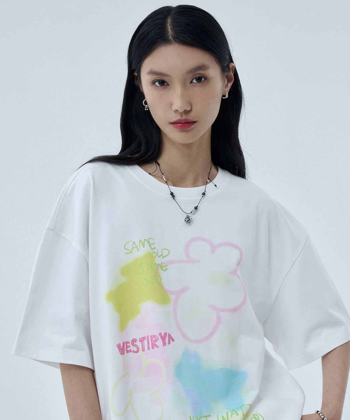 베스티리아(VESTIRYA) Hand Sketch Over Fit T-shirts White