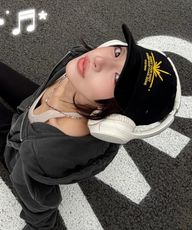 Thumbnail 0