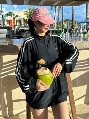 크루즈 래쉬가드