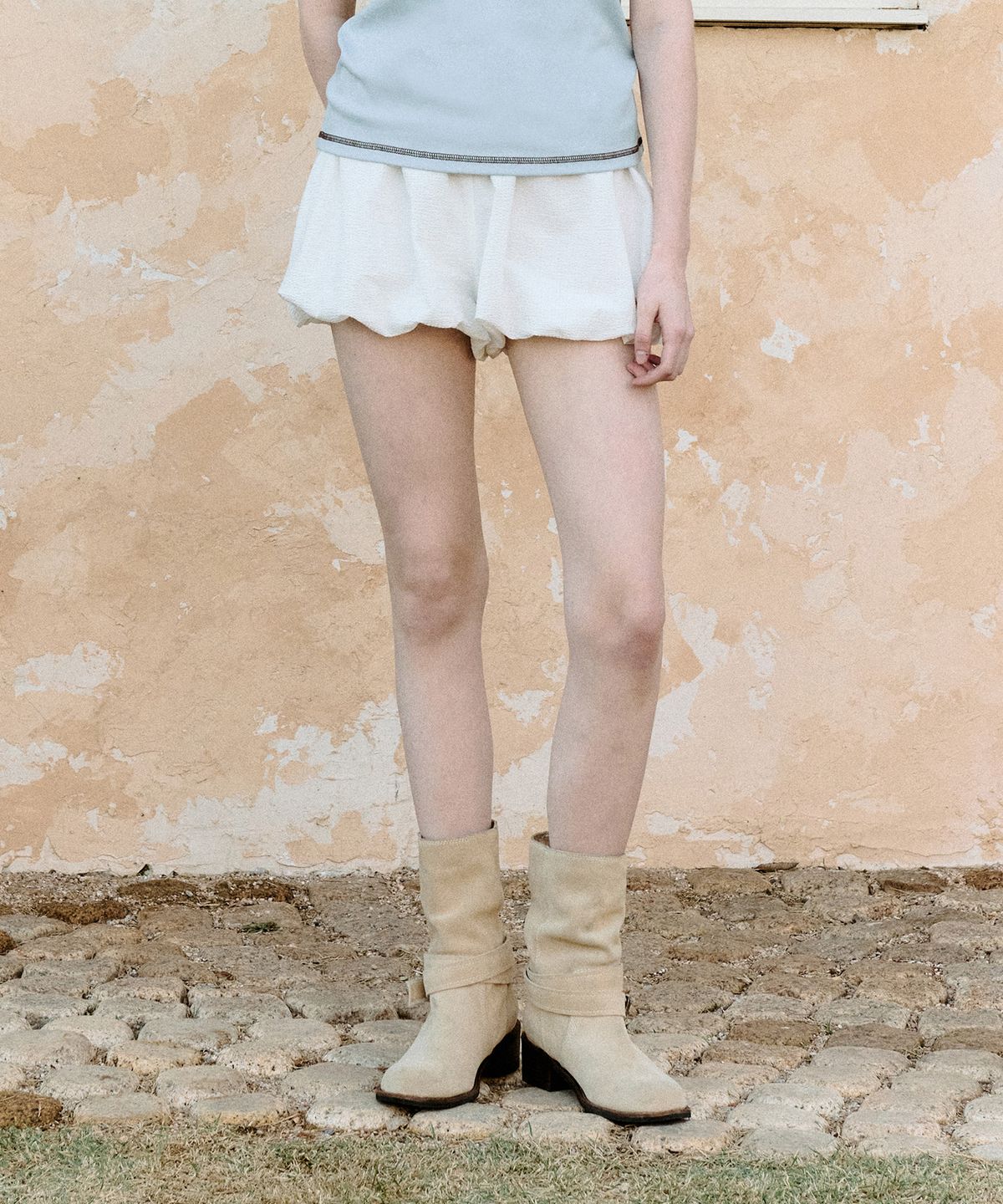로라로라(ROLAROLA) BALLOON MINI SHORTS WHITE
