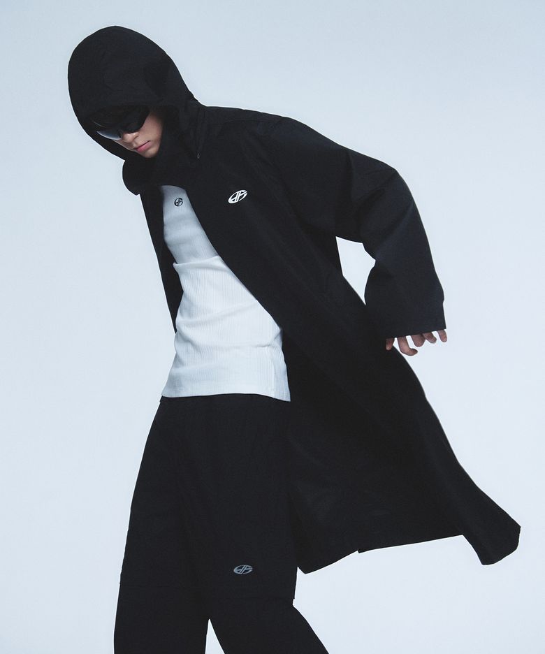 WATERPROOF RAIN COAT