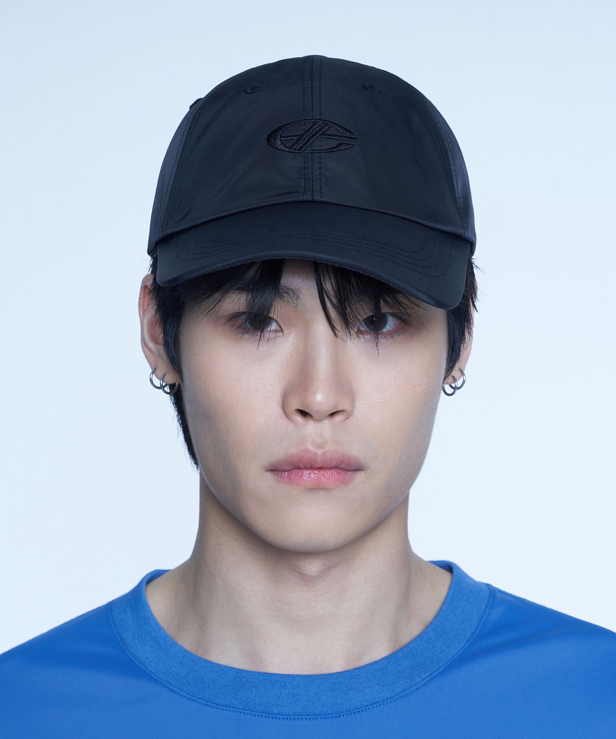 현피트(HYUNFIT) ESSENTIAL BLACK LOGO CAP