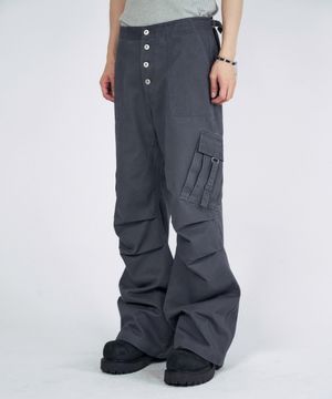 버튼 플라이 테크 카고 팬츠 [차콜]