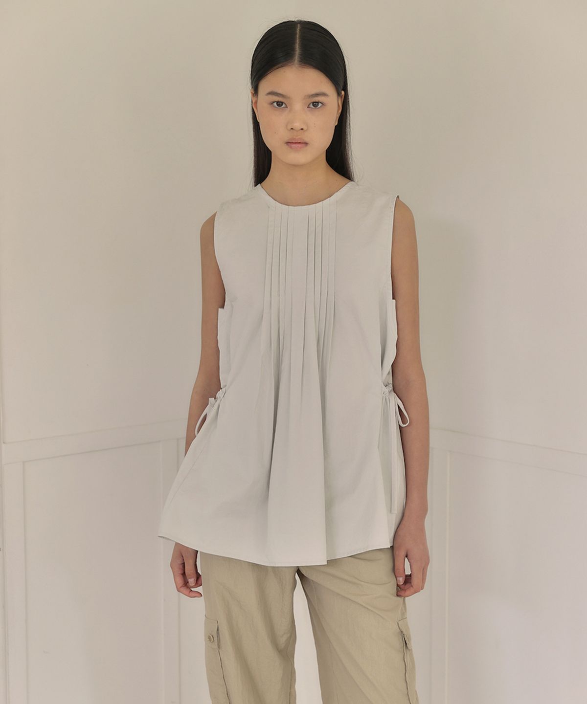아우로(OURO) PINTUCK APRON BLOUSE [ GRAY ]