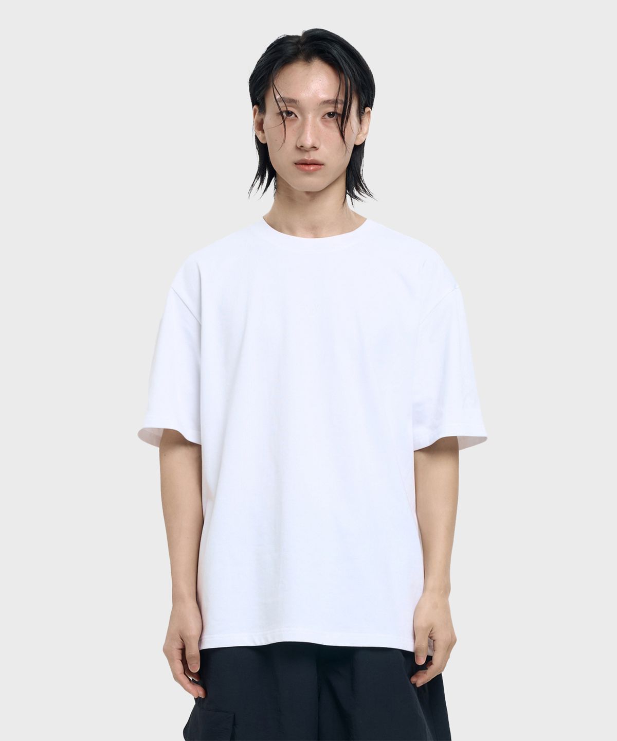 폴루션(POLLUTION) 에어로쿨 베이직 티셔츠 화이트