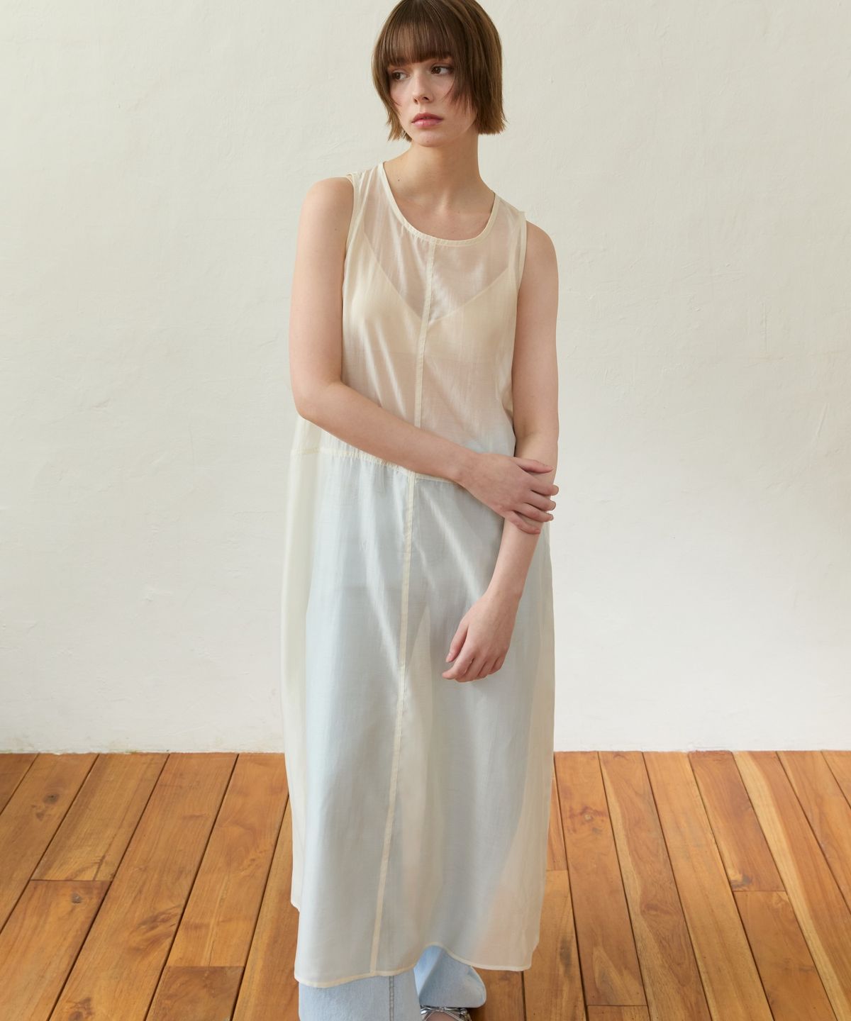 위오이(WIOE) Refresh Seethrouh Dress_Cream