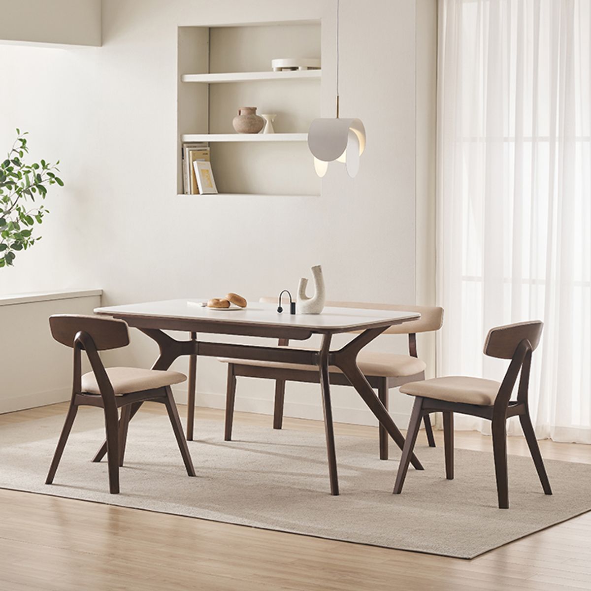 삼익가구(SAMICK) 비안트 포세린 세라믹 4인용 원목 1400 식탁세트(벤치1+의자2)