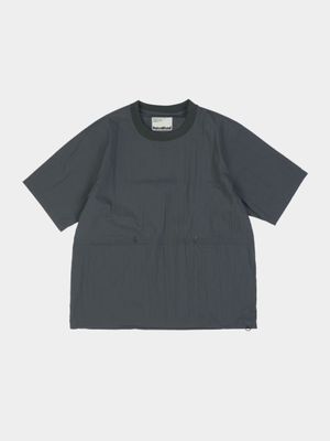 포켓 볼륨 스트링 하프 티셔츠(차콜)