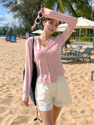 UPF50+ 어뮤즈 래쉬가드