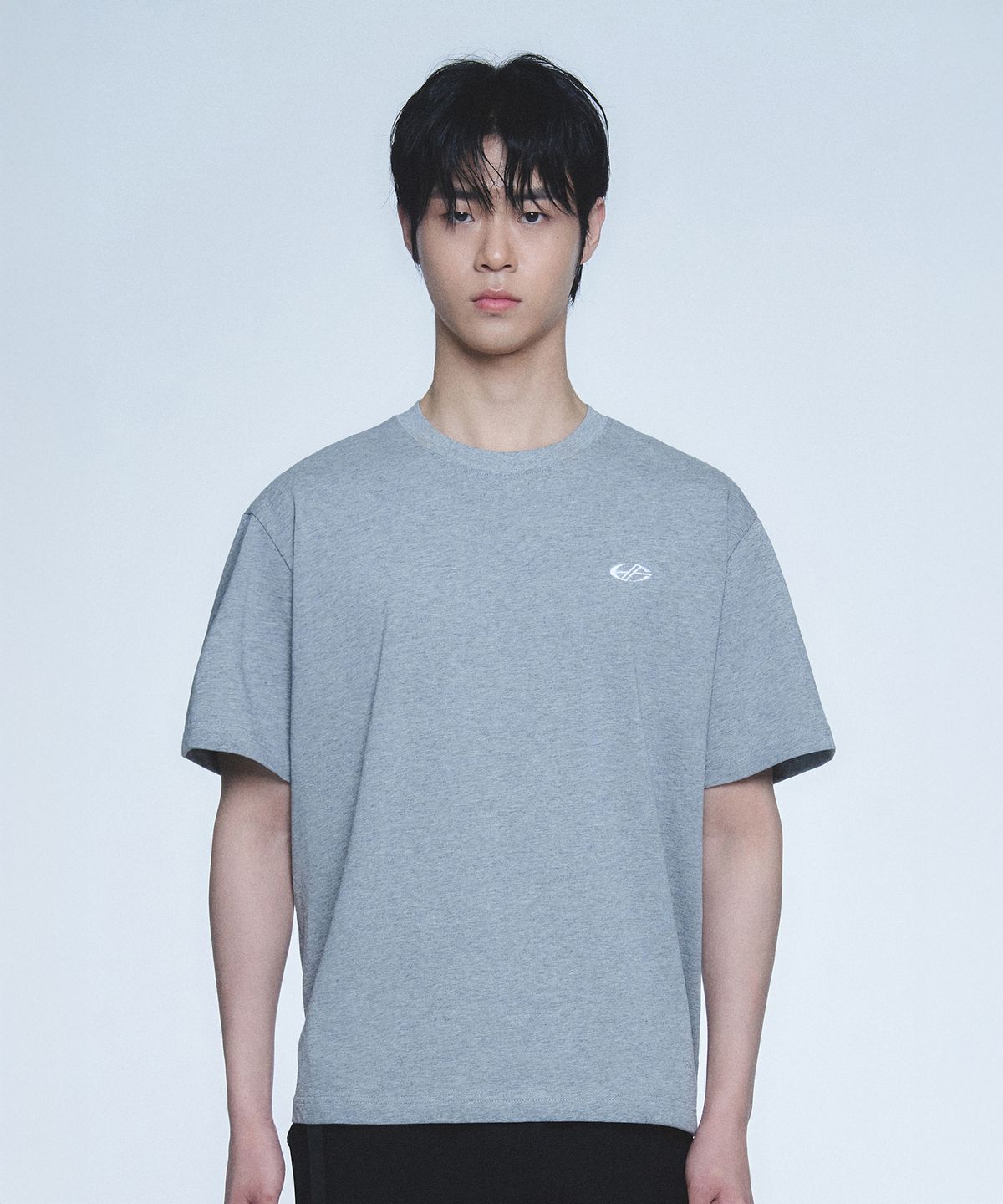 현피트(HYUNFIT) SYMBOL SIDE POCKET T-SHIRT-[GRAY]
