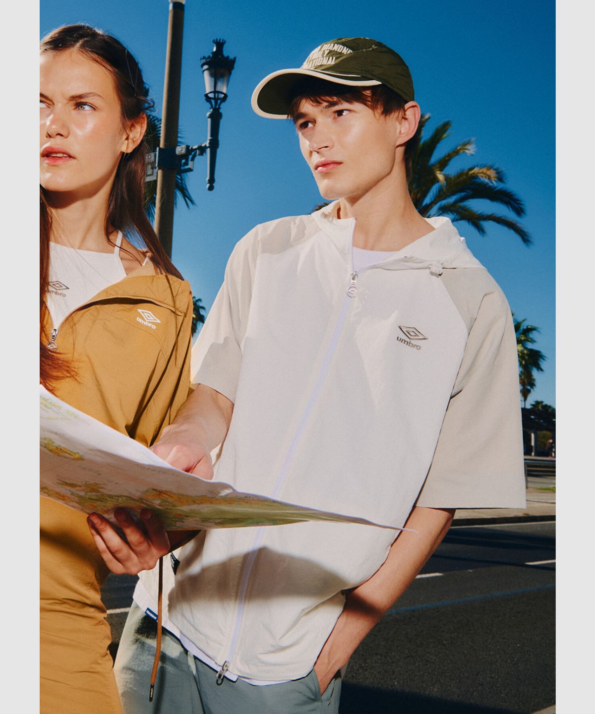 엄브로(UMBRO) 썬샤워 반팔 후드 자켓 베이지(UQ321CJK71)