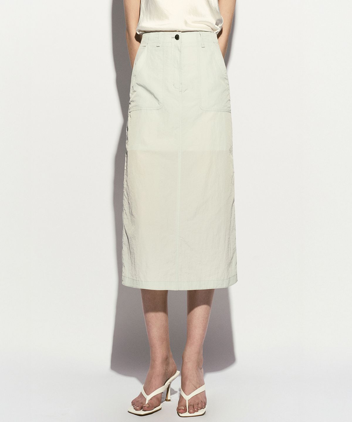 리이(RE RHEE) MIDI NYLON SKIRT