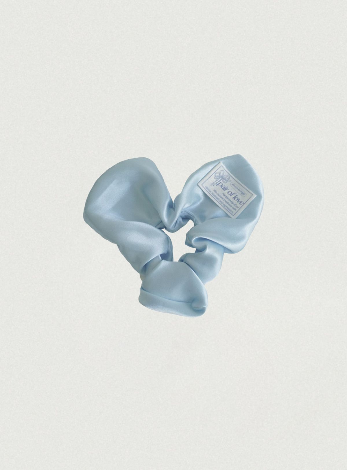 페어오브러브(PAIR OF LOVE) SATIN HEART SCRUNCHIE (ICE BLUE)