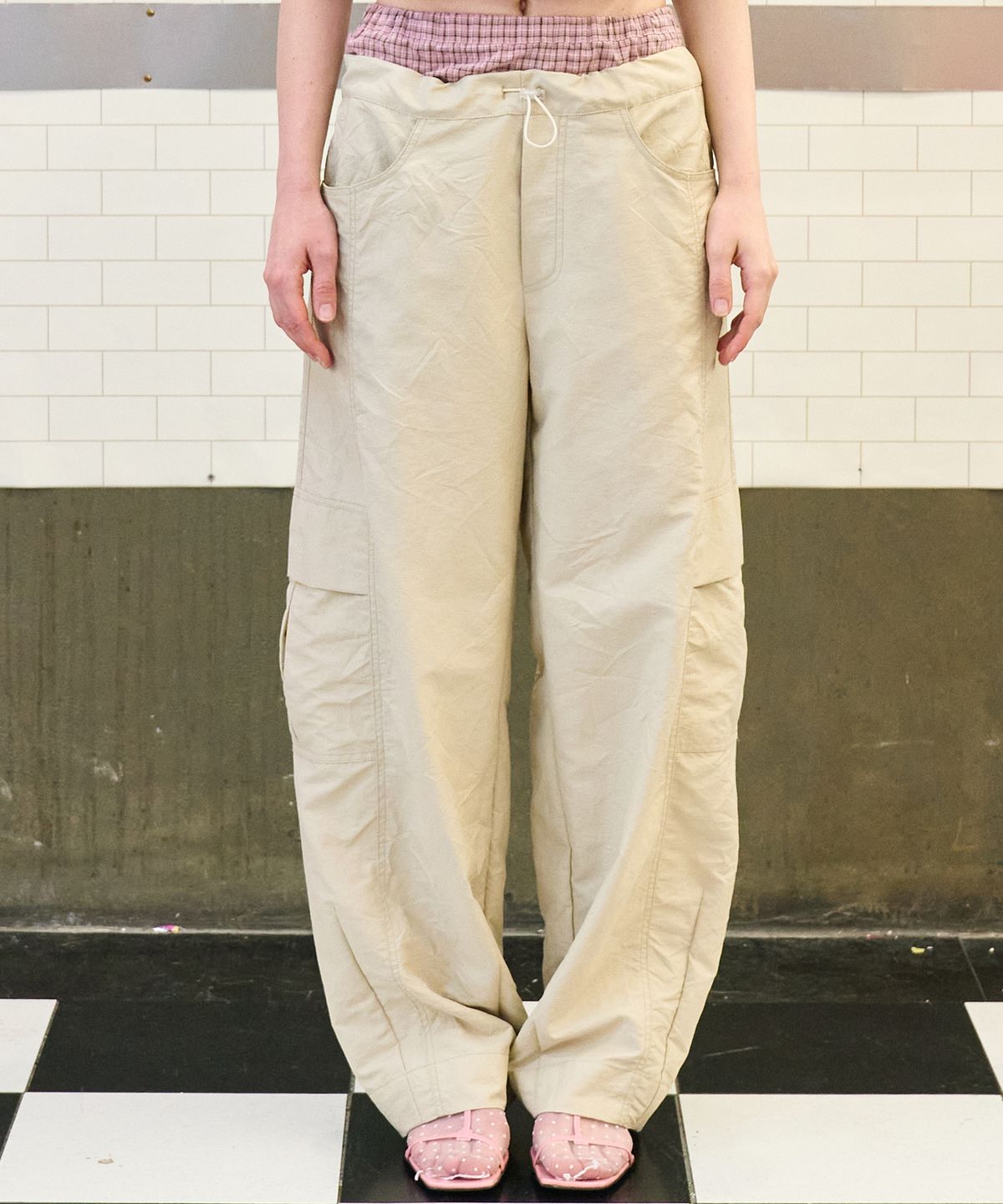 매드핑크(MADPINK) CHECK LAYERED NYLON PANTS PINK