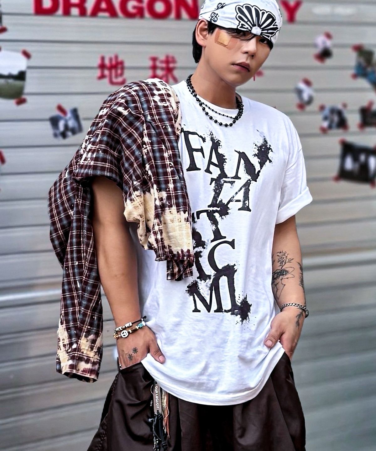 더마일(THEMILE) FANTASTIC ML CREW [WHITE]