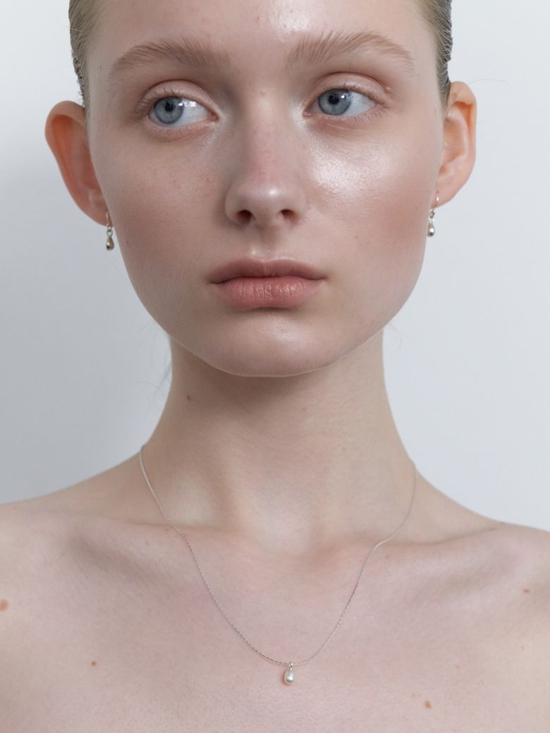 [Silver] Tini Pearl Drop Necklace (L251MNK050)