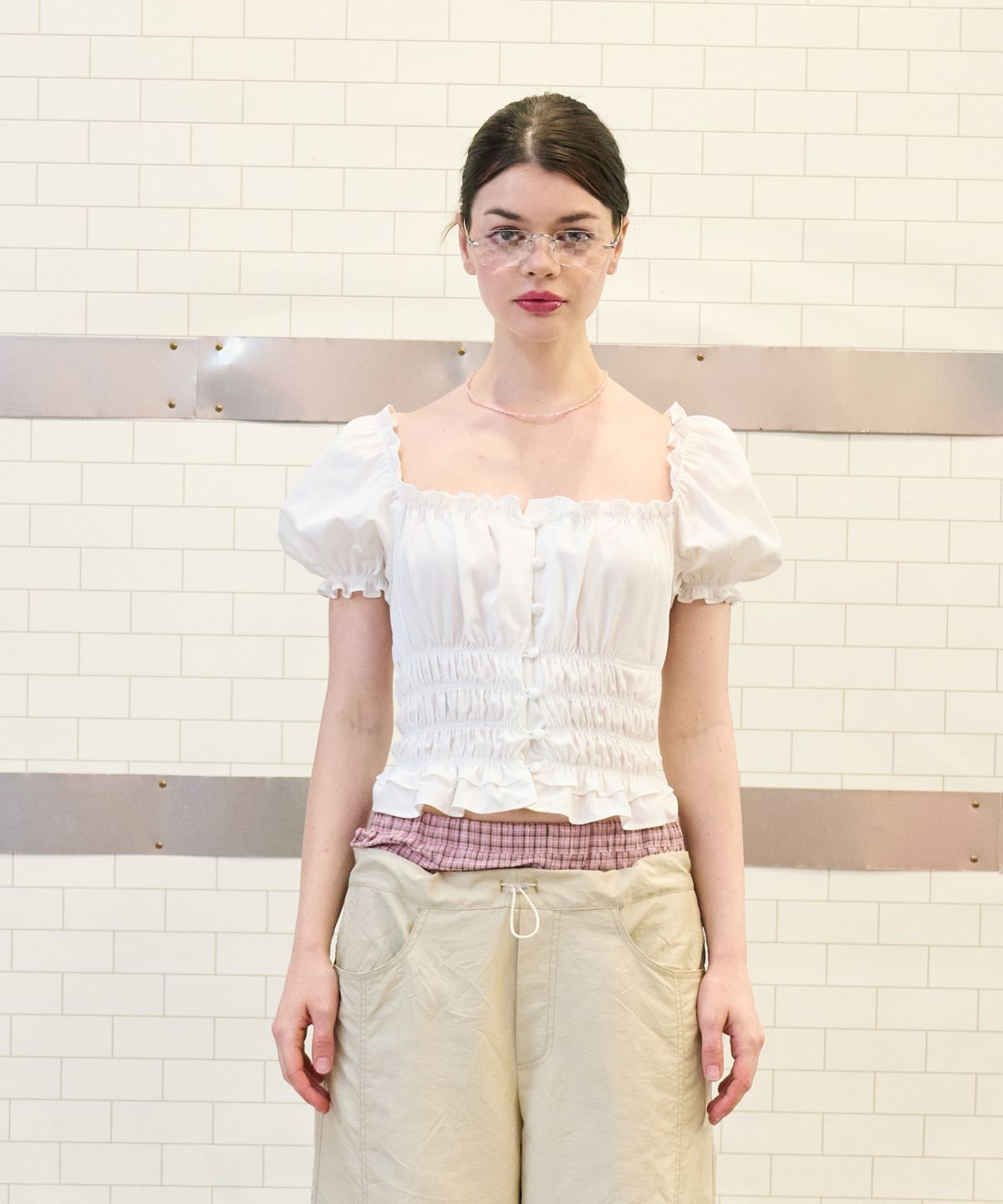 매드핑크(MADPINK) SHIRRING BLOUSE WHITE