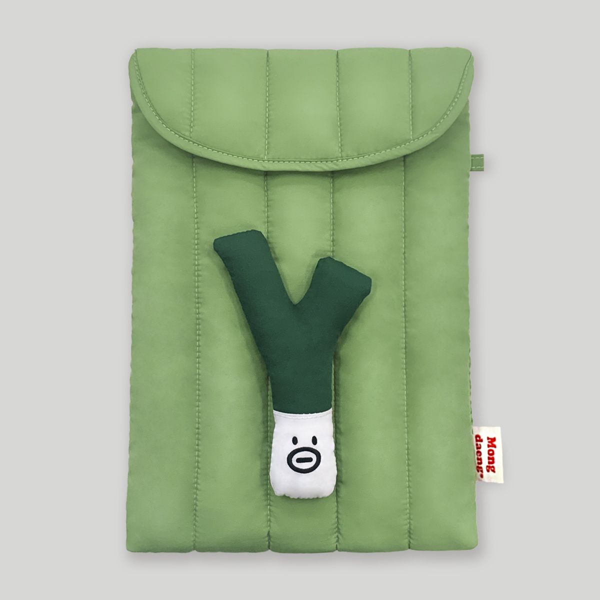 몽댕(MONGDAENG) Green Onion Mustache laptop/ipad pouch 웅이 아부지 대파 아이패드 노트북 파우치 13-15인치