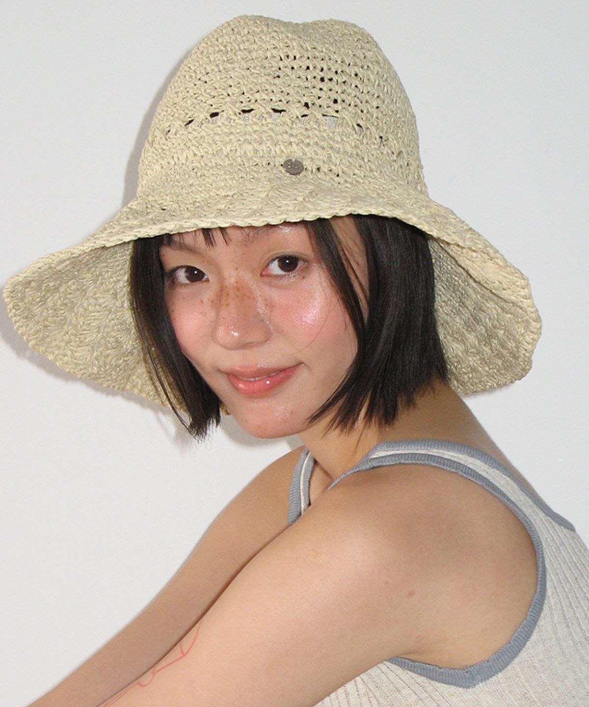 론론(RONRON) RAFFIA CROCHET FLOPPY HAT IVORY BEIGE