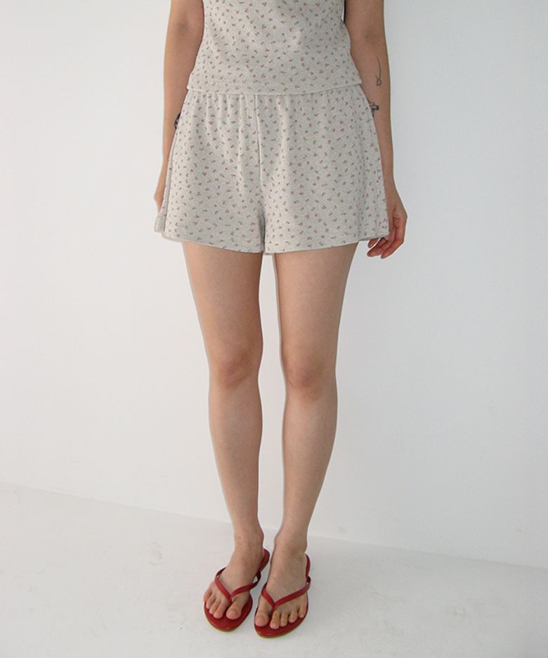 WALFFLE FLORAL SHORT PANTS OATMEAL