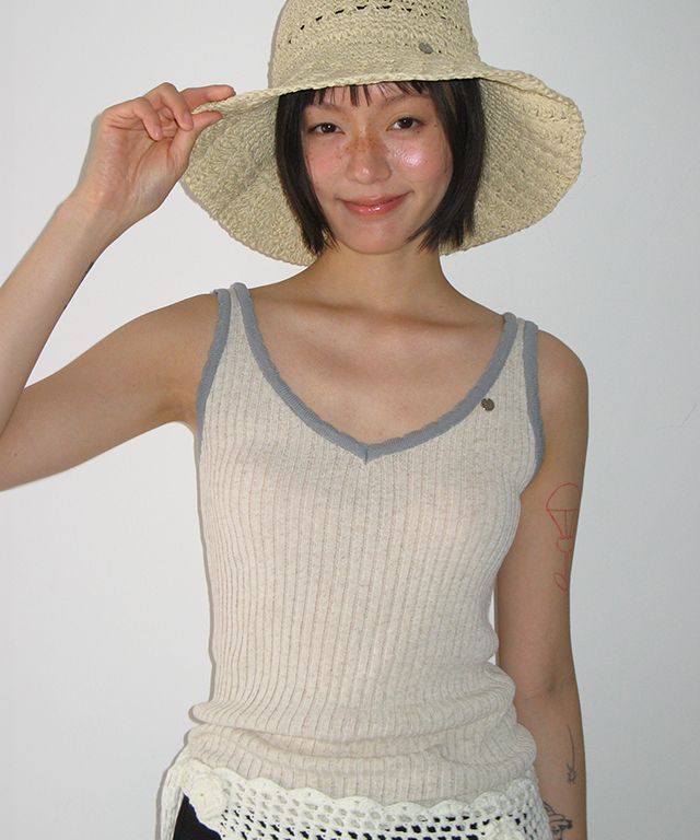 MUSINSA | RONRON GOLGI BLOCKING CHARM SLEEVELESS KNIT