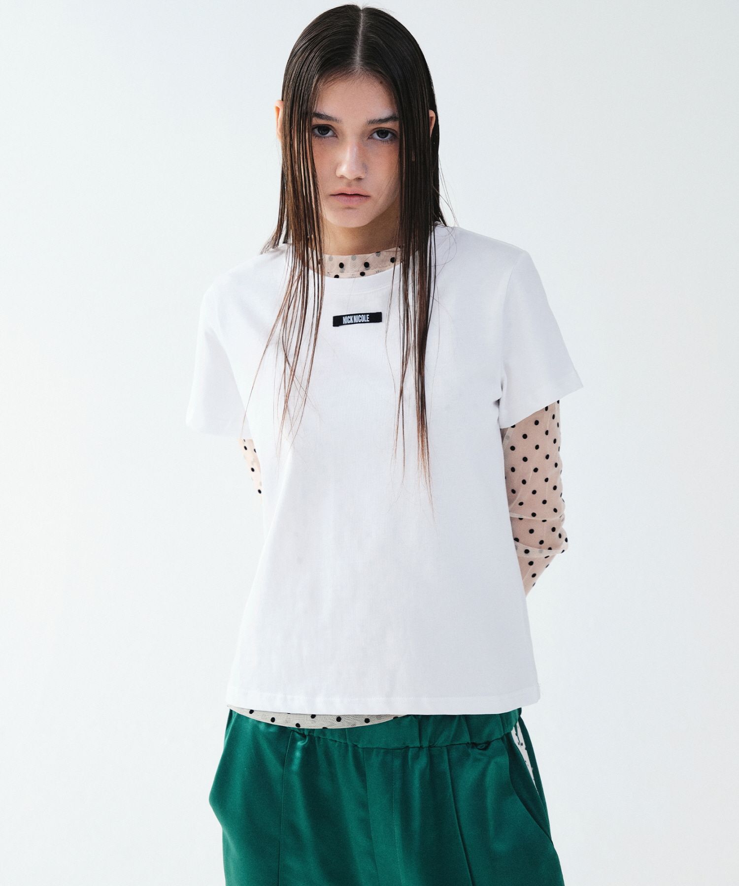 【NICK&NICOLE】 ESSENTIAL NICOLE LABEL SEMI SLIM TOP /追跡付 NICK&NICOLE】 ESSENTIAL NICOLE LABEL SEMI SLIM TOP /追跡付