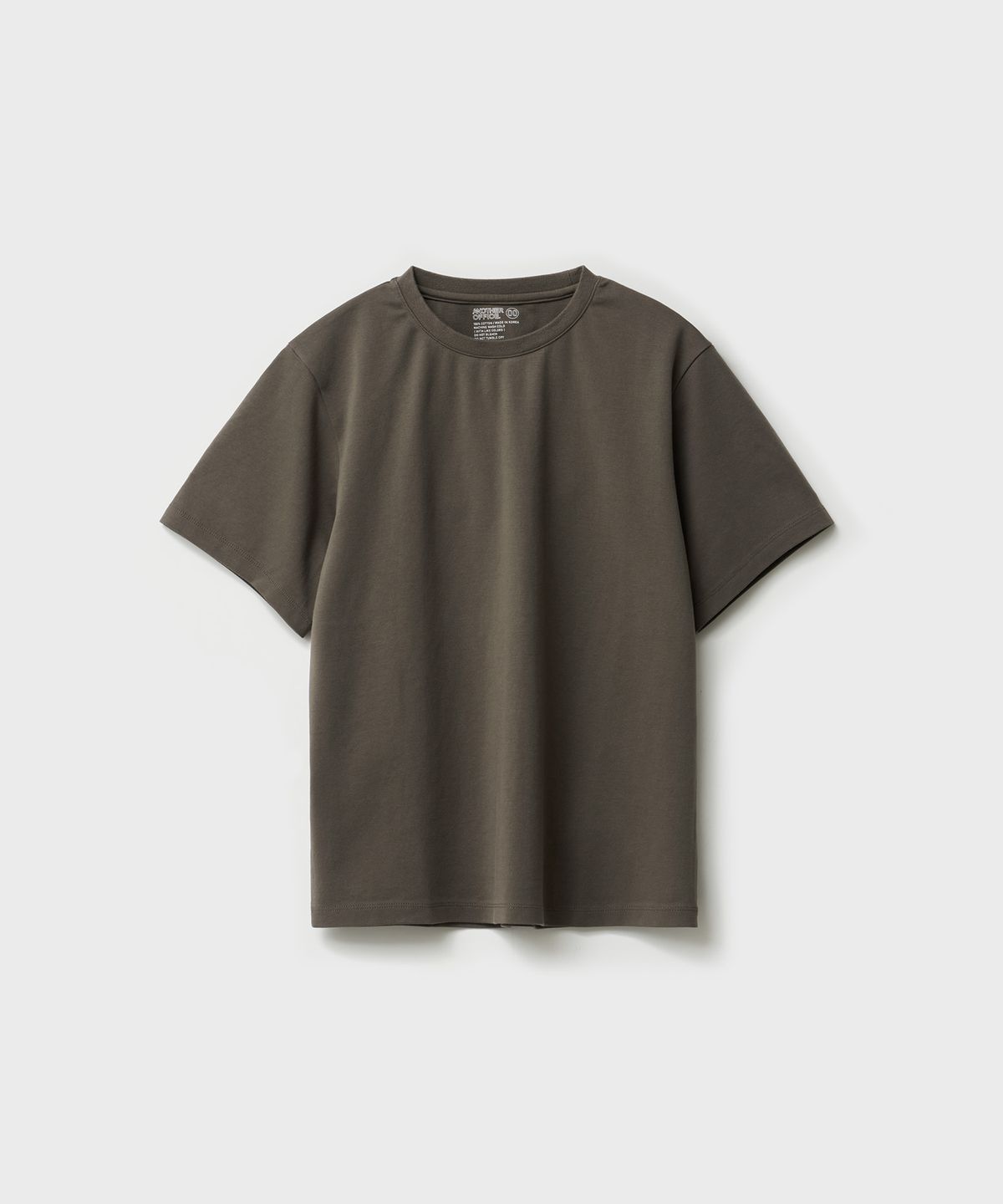 어나더오피스 우먼(ANOTHER OFFICE WOMEN) w. Basis Tee (Mild Brown)