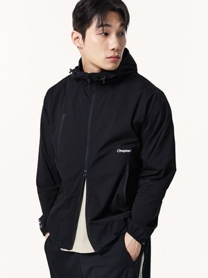 라이트 3포켓  핑거홀 윈드브레이커 (Black)