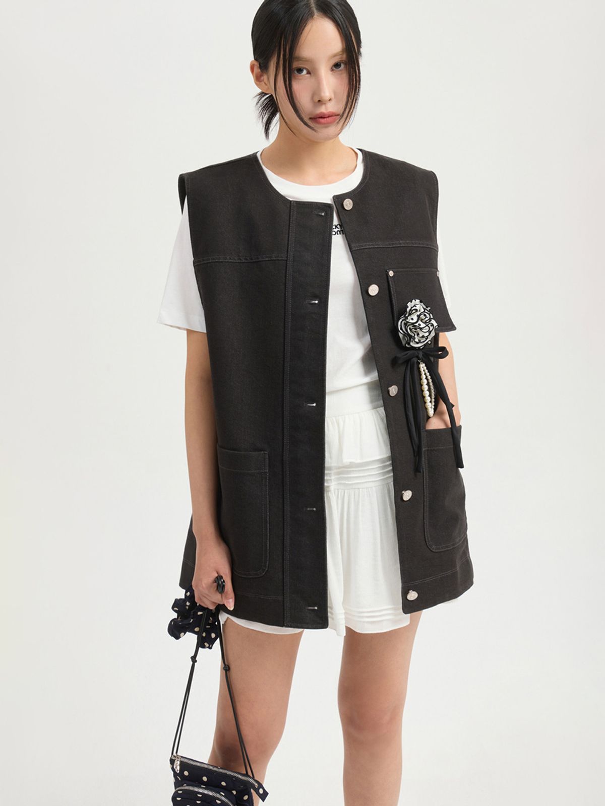 럭키슈에뜨(LUCKY CHOUETTE) Out Pocket Vest (black) LFVAM25400BKX