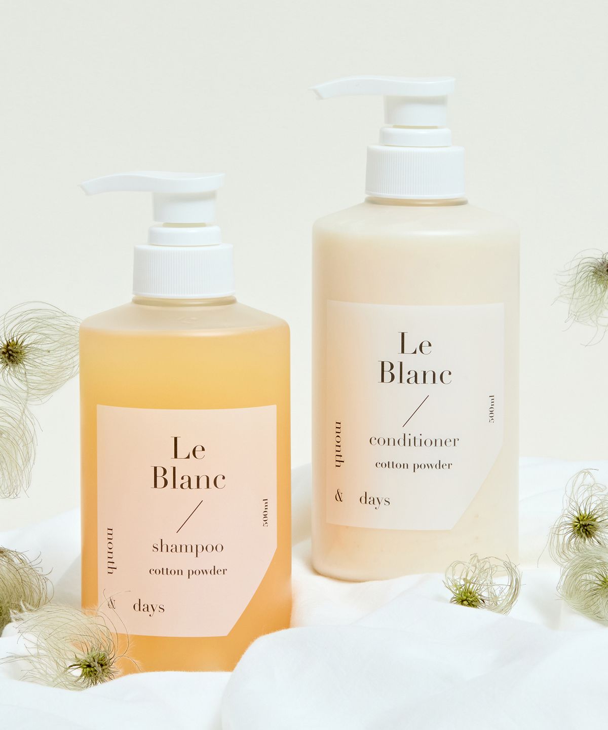 먼스앤데이즈(MONTHNDAYS) 르 블랑 헤어패키지(샴푸 500ml +컨디셔너 500ml)