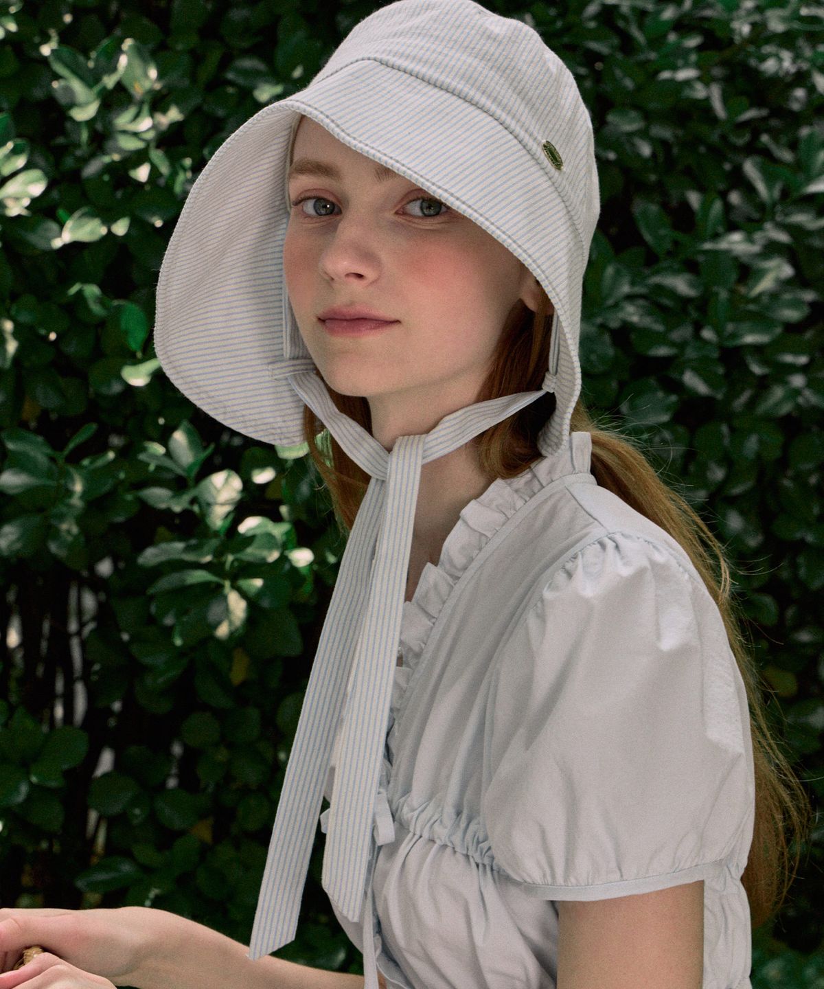 논로컬(NONLOCAL) Ribbon Stripe Bonnet Hat - Light Blue