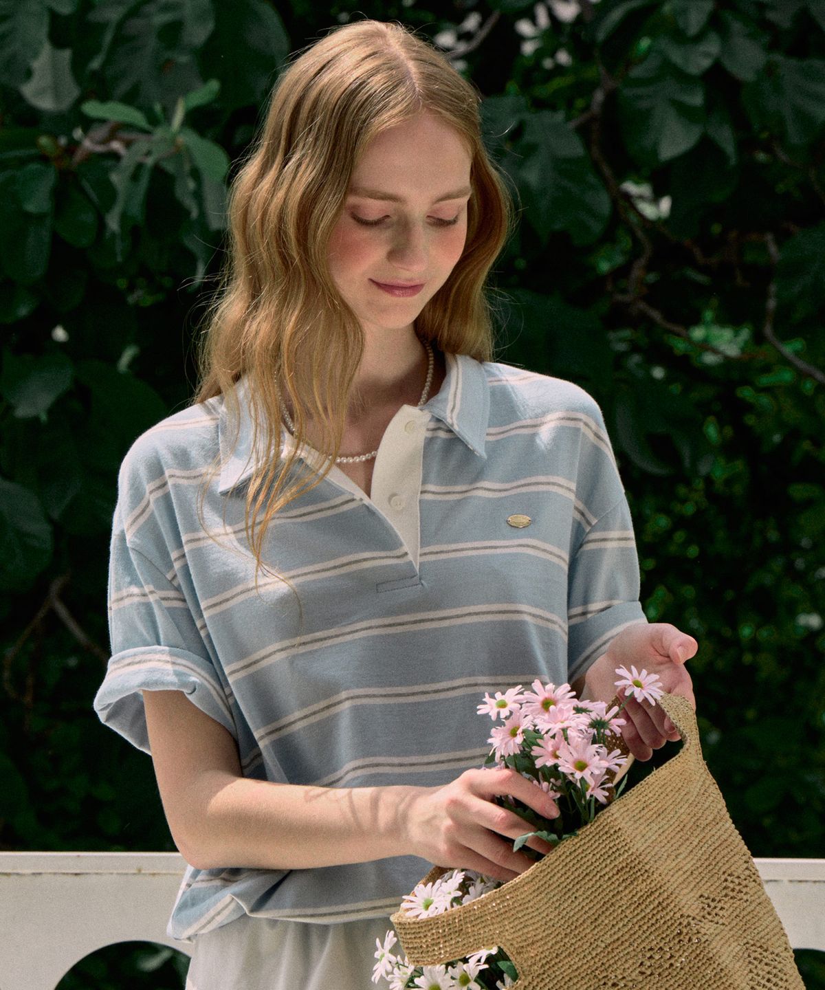 논로컬(NONLOCAL) Multi Stripe Over-fit Collar T-shirt - Light Blue