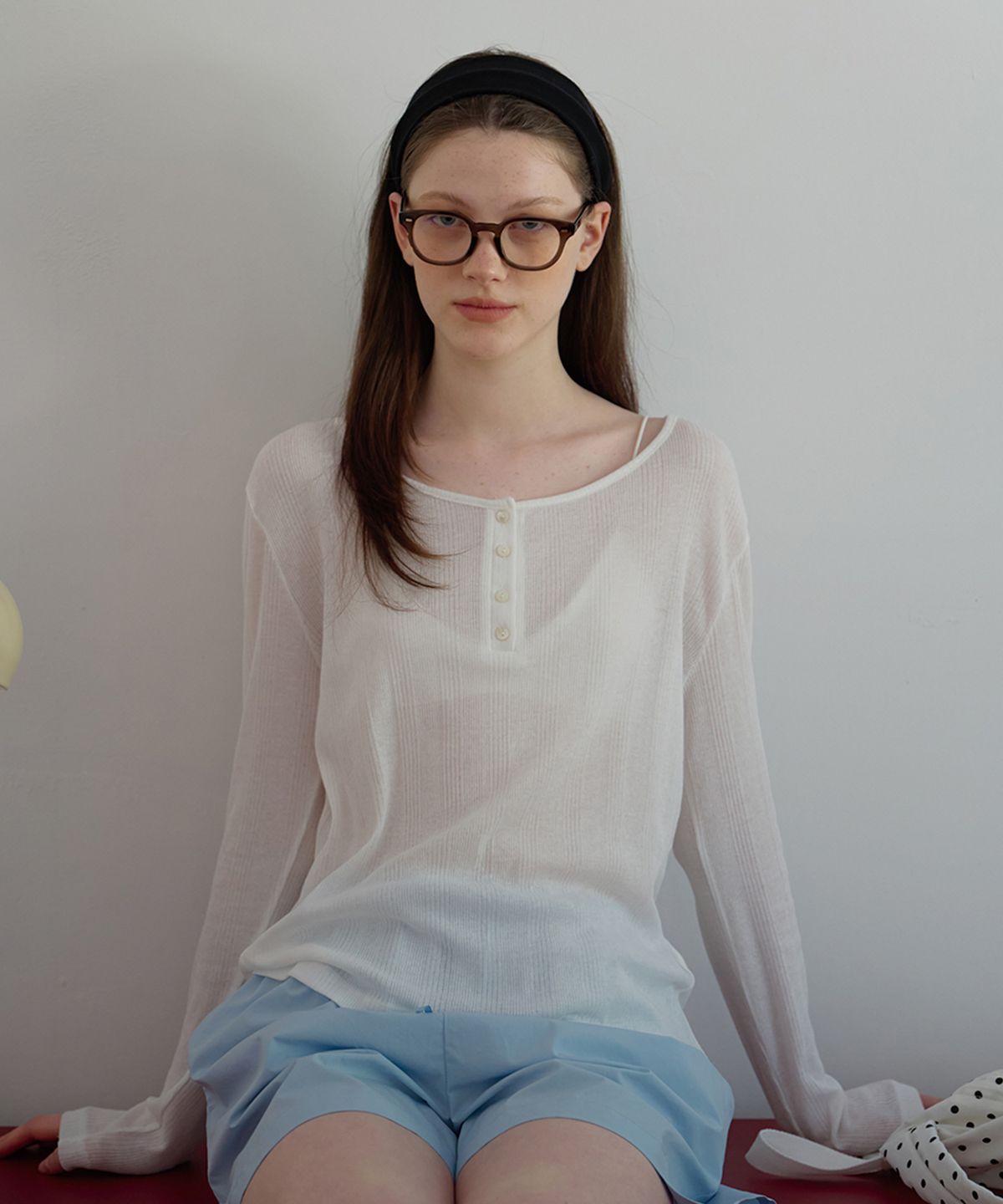 벗튼(BUT'TON) Neutral Button t-Shirt (Ivory)